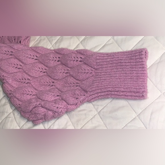 NEW! Pink Rose Lilac Soft As Heck Button Up Semi Crop Puffer Sweater - Picture 4 of 9